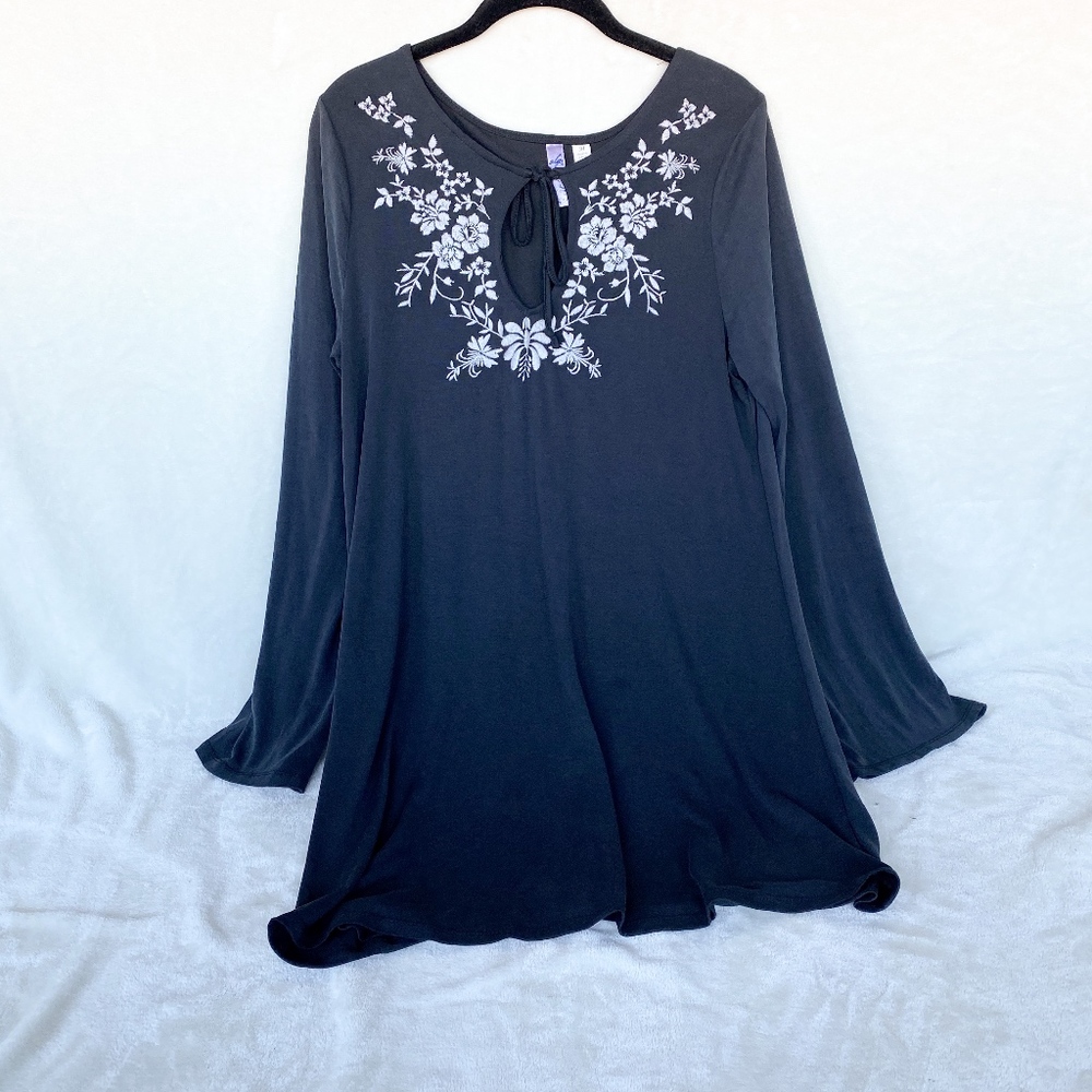 Floral Neckline Dress